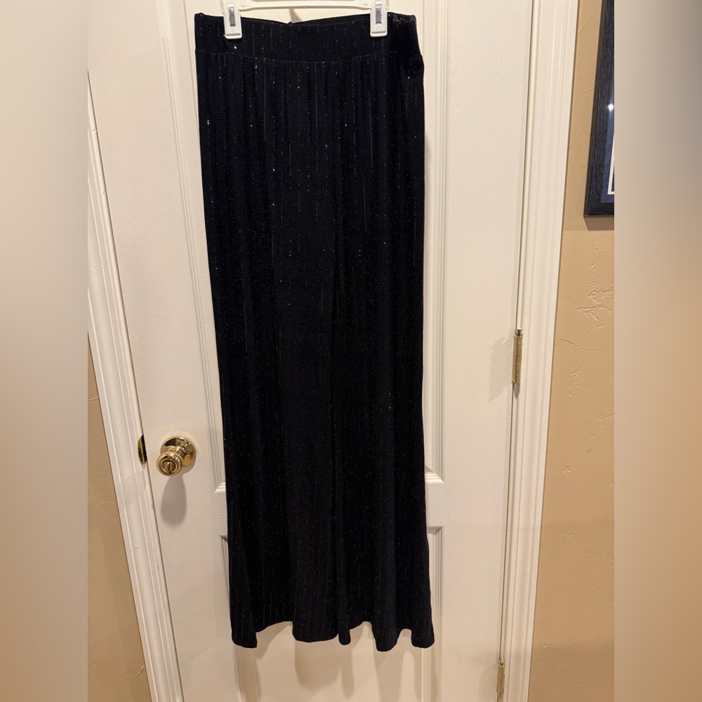 Noli Black Wide Leg Pants with Sequin Accents - Picture 3 of 9